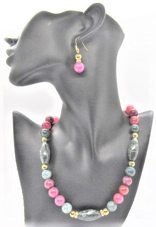 Stunning Raspberry Sweets Princess Necklace Set
