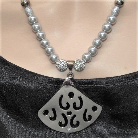 Silver Beauty Necklace Set