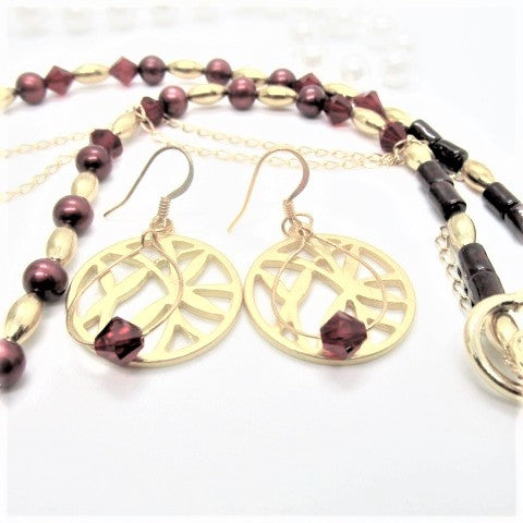 Beautiful Golden Pleasure Necklace Set