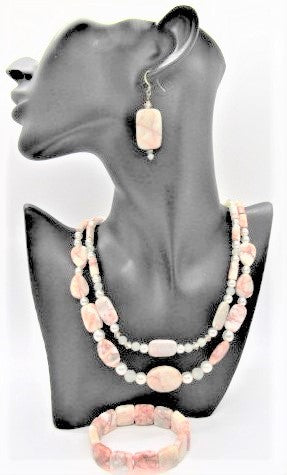 Perfect Peachy Sweet Necklace Set